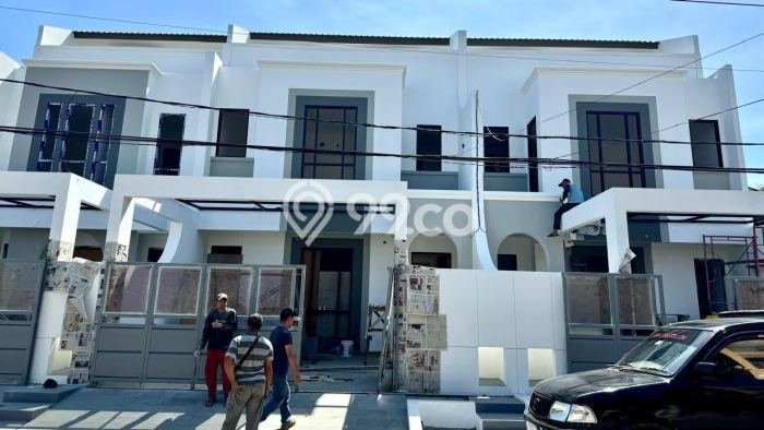 Hunian Nyaman Asri 4 KT Siap Pakai di Pondok Tjandra Sidoarjo Hunian Nyaman Asri 4 KT Siap Pakai di Pondok Tjandra Sidoarjo
