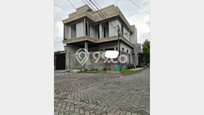 For Sale Rumah 4 Kamar Lokasi Ideal Nyaman dan Strategis di Sidoarjo For Sale Rumah 4 Kamar Lokasi Ideal Nyaman dan Strategis di Sidoarjo