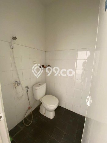 Rumah Modern 4 KT di Kutisari Surabaya Semi Furnished Rumah Modern 4 KT di Kutisari Surabaya Semi Furnished