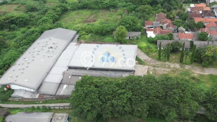 Pabrik Dijual di Prime Area Tangerang Luas 2888m2 Pabrik Dijual di Prime Area Tangerang Luas 2888m2