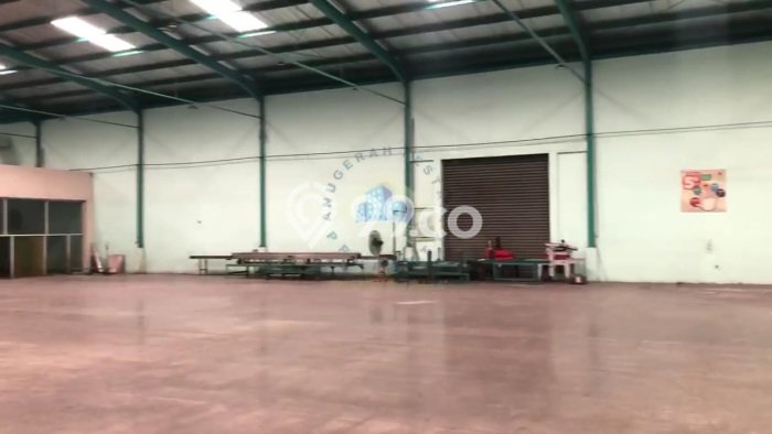 Area Ramai! Gudang Dijual di Rangkasbitung untuk Bisnis Luas Bangunan 9938m2 Area Ramai! Gudang Dijual di Rangkasbitung untuk Bisnis Luas Bangunan 9938m2
