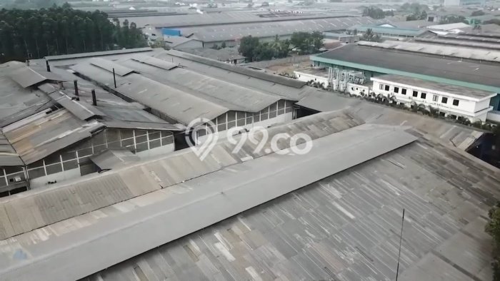 Pabrik Disewa di Tangerang dengan LB 4320m2 Area Komersial Ramai Pabrik Disewa di Tangerang dengan LB 4320m2 Area Komersial Ramai