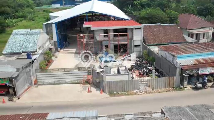 Unit Gudang Dijual di Jambe Tangerang Luas Bangunan 2000m2 Unit Gudang Dijual di Jambe Tangerang Luas Bangunan 2000m2
