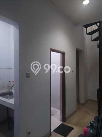 Rumah Elit Modern Siap Huni di Mampang Jakarta Selatan Rumah Elit Modern Siap Huni di Mampang Jakarta Selatan
