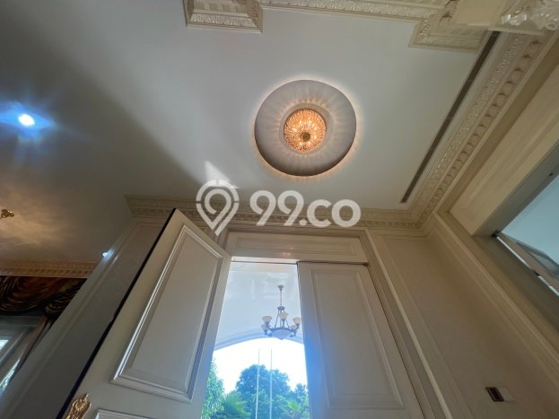 Rumah Luxury Modern Tanpa Renovasi di Pondok Indah Jakarta Selatan Rumah Luxury Modern Tanpa Renovasi di Pondok Indah Jakarta Selatan