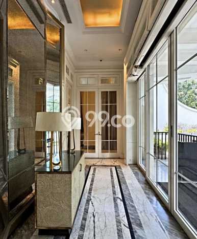 Unit Kantor Disewakan di Thamrin di Area Ramai & Strategis Unit Kantor Disewakan di Thamrin di Area Ramai & Strategis