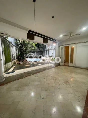 Dijual Hunian Mewah dengan Fasilitas Sekitar Komplit di Menteng, Jakarta Pusat Dijual Hunian Mewah dengan Fasilitas Sekitar Komplit di Menteng, Jakarta Pusat