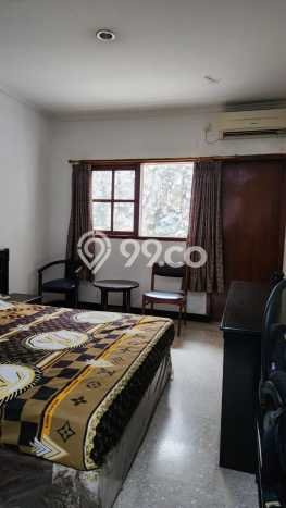 HOT OFFER Rumah Mewah 5 Kamar Disewakan di Jakarta Pusat Siap Pakai HOT OFFER Rumah Mewah 5 Kamar Disewakan di Jakarta Pusat Siap Pakai