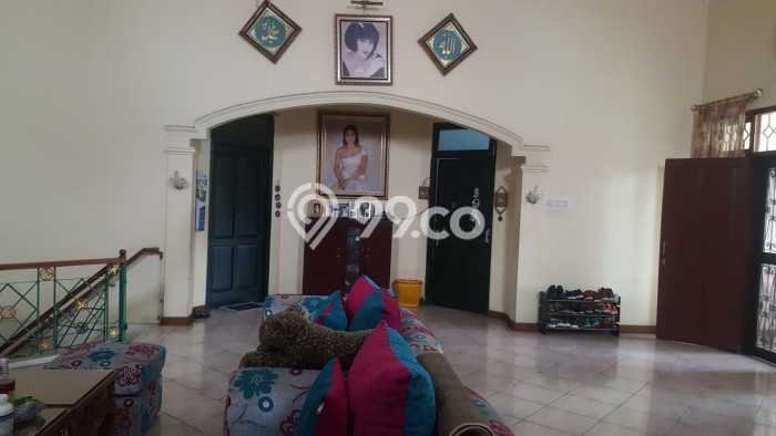 Siap Huni Rumah Mewah 4 Kamar di Tebet Dekat ke Mana Saja Siap Huni Rumah Mewah 4 Kamar di Tebet Dekat ke Mana Saja