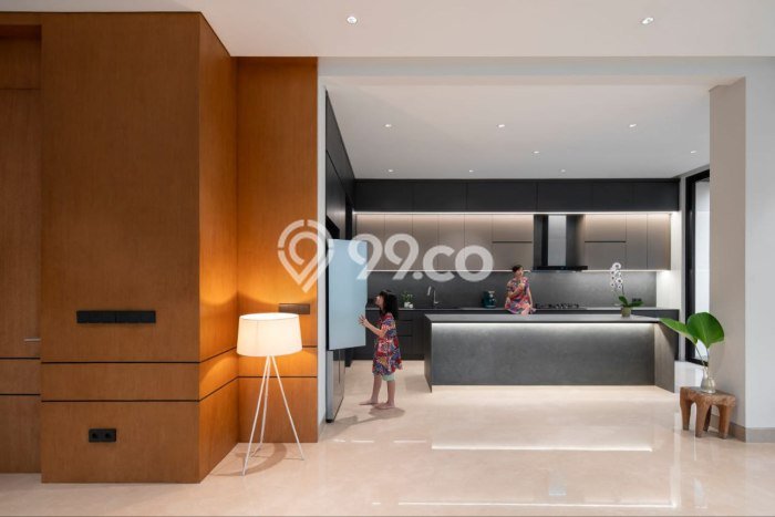 Rumah Mewah LB 510m2 Siap Pakai Desain Elegan di Kemang, Jakarta Selatan Rumah Mewah LB 510m2 Siap Pakai Desain Elegan di Kemang, Jakarta Selatan