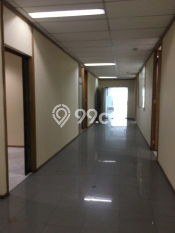 Kantor disewakan di Menteng Jakarta Pusat dengan luas bangunan 2560m2 Kantor disewakan di Menteng Jakarta Pusat dengan luas bangunan 2560m2