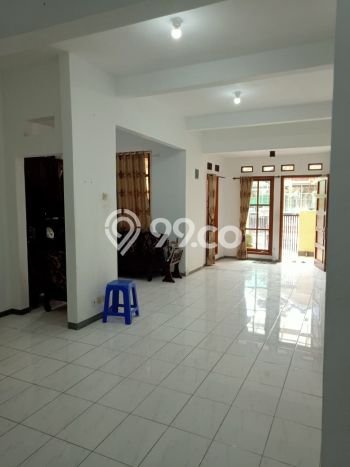Rumah Modern Minimalis 4 Kamar Siap Huni di Cimahi Utara Rumah Modern Minimalis 4 Kamar Siap Huni di Cimahi Utara