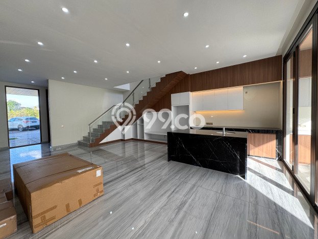 Hunian Mewah LB 198m2 Siap Pakai Desain Elegan di Canggu, Badung Hunian Mewah LB 198m2 Siap Pakai Desain Elegan di Canggu, Badung