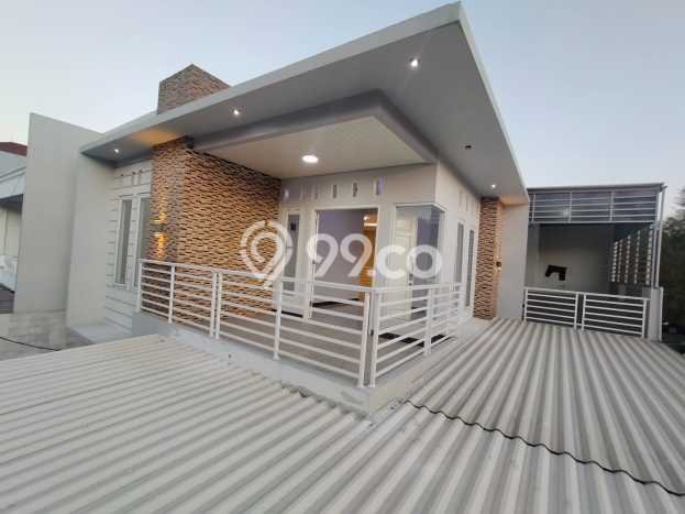 Rumah Luxury Modern Tanpa Renovasi di Pondok Kelapa Jakarta Timur Rumah Luxury Modern Tanpa Renovasi di Pondok Kelapa Jakarta Timur