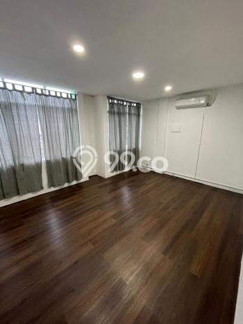 Ruko Bagus Dijual LB 250m2 Lokasi Strategis Jakarta Timur Area Cocok untuk Berbisnis Ruko Bagus Dijual LB 250m2 Lokasi Strategis Jakarta Timur Area Cocok untuk Berbisnis