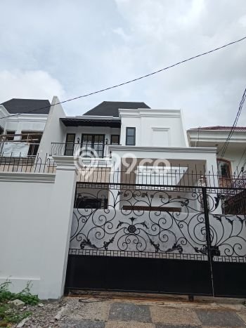 Rumah Sederhana Dijual di Duren Sawit 5 Kamar dengan Luas Tanah 225m2 Rumah Sederhana Dijual di Duren Sawit 5 Kamar dengan Luas Tanah 225m2