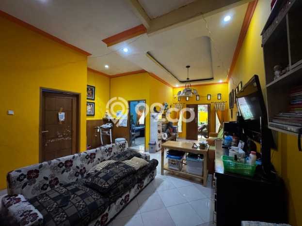 For Sale Hunian Rumah Terawat 3 Kamar di Jatiwaringin, Bekasi For Sale Hunian Rumah Terawat 3 Kamar di Jatiwaringin, Bekasi