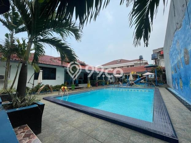 For Sale! Premium House LT 4200m2 Desain Elegan di Jatiwaringin For Sale! Premium House LT 4200m2 Desain Elegan di Jatiwaringin