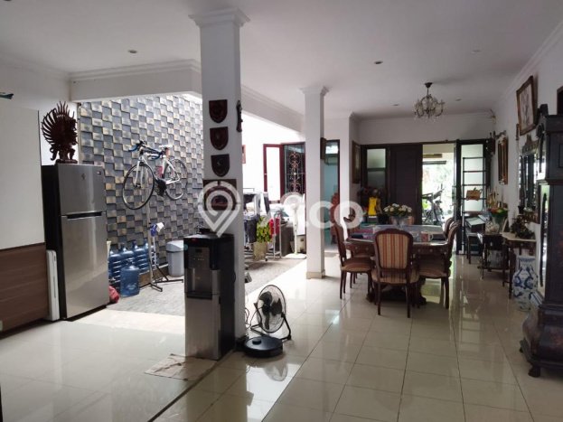 Rumah Elit LB 250m2 Siap Huni Desain Elegan di Cibubur, Bekasi Rumah Elit LB 250m2 Siap Huni Desain Elegan di Cibubur, Bekasi