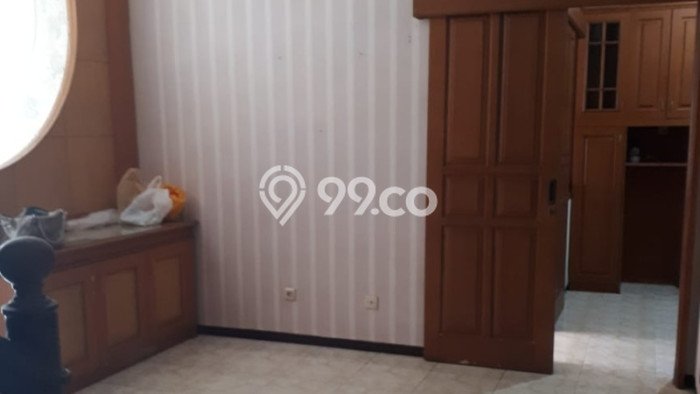 Rumah Bagus Siap Huni Di Mulyorejo Luas 0m2 Lokasi Strategis Rumah Bagus Siap Huni Di Mulyorejo Luas 0m2 Lokasi Strategis