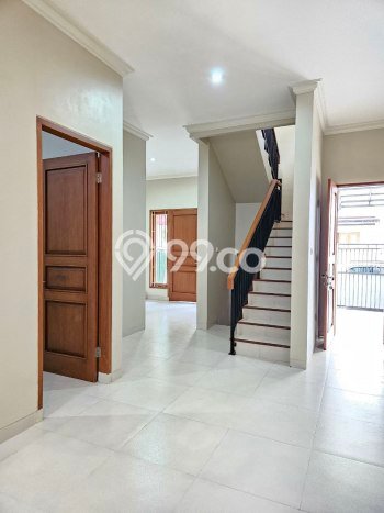 Disewakan! Rumah 4 Kamar Tidur &
2 Kamar Mandi di Cipinang, Jakarta Timur Disewakan! Rumah 4 Kamar Tidur &
2 Kamar Mandi di Cipinang, Jakarta Timur