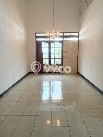 Rumah Luxury Modern Tanpa Renovasi di Pondok Kelapa Jakarta Timur Rumah Luxury Modern Tanpa Renovasi di Pondok Kelapa Jakarta Timur
