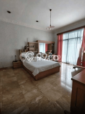 Rumah Elit Modern Tanpa Renovasi di Kuningan Jakarta Selatan Rumah Elit Modern Tanpa Renovasi di Kuningan Jakarta Selatan