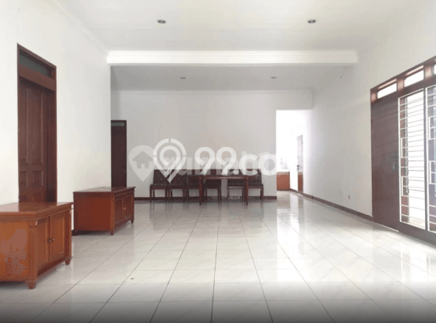 Jual Rumah Luas Elegan Dengan View Cantik di Kayu Putih, Jakarta Timur Jual Rumah Luas Elegan Dengan View Cantik di Kayu Putih, Jakarta Timur