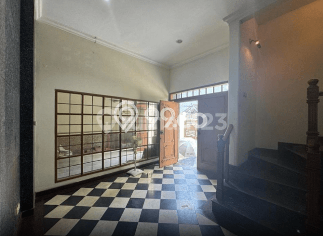 Rumah Mewah LB 374m2 Siap Pakai Desain Elegan di Sunter, Jakarta Utara Rumah Mewah LB 374m2 Siap Pakai Desain Elegan di Sunter, Jakarta Utara