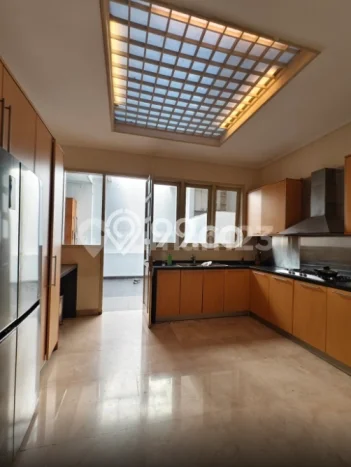 For Sale! Premium House LT 1300m2 Desain Elegan di Cipete For Sale! Premium House LT 1300m2 Desain Elegan di Cipete