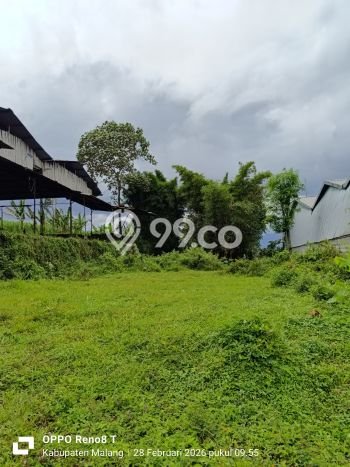 Pabrik Dijual di Jabung Malang dengan Luas Bangunan 2500m2 Pabrik Dijual di Jabung Malang dengan Luas Bangunan 2500m2