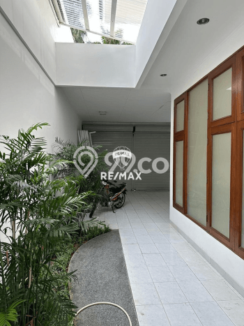 Dijual Rumah Premium dengan Fasilitas Sekitar Lengkap di Kebayoran Lama, Jakarta Selatan Dijual Rumah Premium dengan Fasilitas Sekitar Lengkap di Kebayoran Lama, Jakarta Selatan