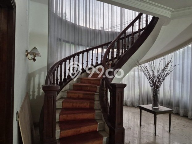 Hunian Elit LB 607m2 Siap Pakai Desain Elegan di Kota Bambu Utara, Jakarta Barat Hunian Elit LB 607m2 Siap Pakai Desain Elegan di Kota Bambu Utara, Jakarta Barat