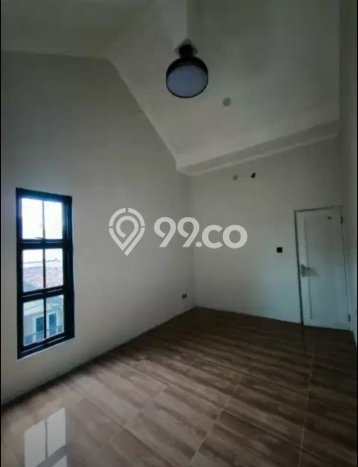 Jual Rumah Favorit Siap Huni LB 148m2 di Duren Sawit, Jakarta Timur Jual Rumah Favorit Siap Huni LB 148m2 di Duren Sawit, Jakarta Timur