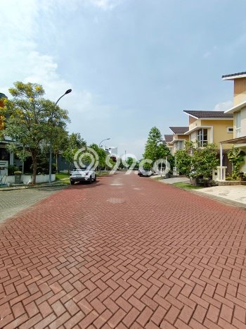 Ready to Use! Luxury House LT 138m2 Desain Modern di Harapan Indah Ready to Use! Luxury House LT 138m2 Desain Modern di Harapan Indah