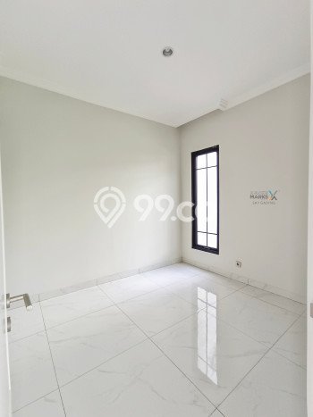 Rumah Elit LB 169m2 Siap Huni Desain Elegan di Summarecon Crown Gading, Bekasi Rumah Elit LB 169m2 Siap Huni Desain Elegan di Summarecon Crown Gading, Bekasi
