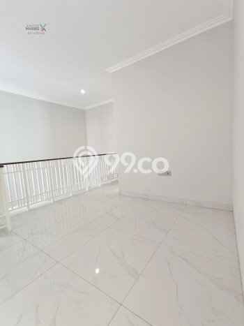 Rumah Elit LB 169m2 Siap Huni Desain Elegan di Summarecon Crown Gading, Bekasi Rumah Elit LB 169m2 Siap Huni Desain Elegan di Summarecon Crown Gading, Bekasi