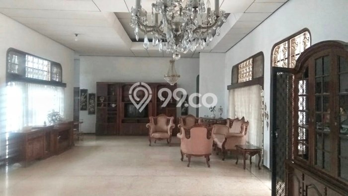 Hunian Mewah LB 300m2 Siap Pakai Desain Elegan di Cipinang, Jakarta Timur Hunian Mewah LB 300m2 Siap Pakai Desain Elegan di Cipinang, Jakarta Timur