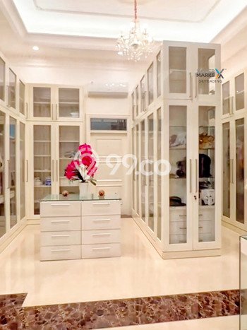 Dijual Rumah Luas Megah Dengan View Eksklusif di Sunter, Jakarta Utara Dijual Rumah Luas Megah Dengan View Eksklusif di Sunter, Jakarta Utara