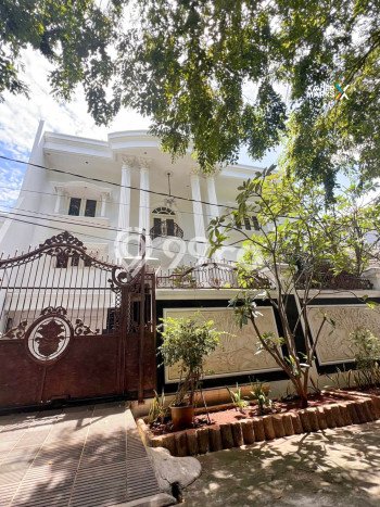 Dijual Rumah Luas Megah Dengan View Eksklusif di Sunter, Jakarta Utara Dijual Rumah Luas Megah Dengan View Eksklusif di Sunter, Jakarta Utara