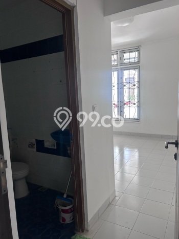 Disewakan! Rumah 2 Kamar Tidur &
2 Kamar Mandi di Alam Sutera, Tangerang Disewakan! Rumah 2 Kamar Tidur &
2 Kamar Mandi di Alam Sutera, Tangerang