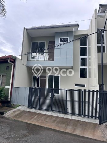 Dijual Rumah Eksklusif 3 KT di Villa Melati Mas, Tangerang Selatan Dijual Rumah Eksklusif 3 KT di Villa Melati Mas, Tangerang Selatan