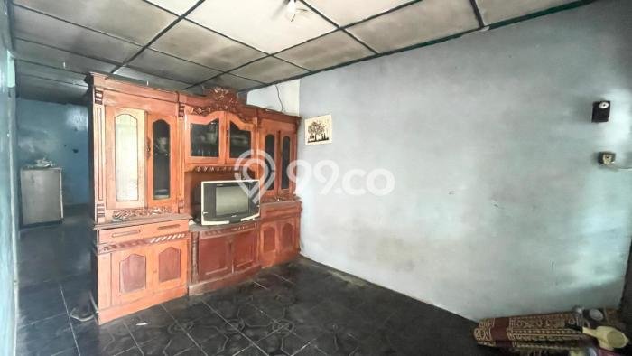 Dijual Cepat Rumah Bagus Siap Huni LB 100m2 di Jebres, Surakarta Dijual Cepat Rumah Bagus Siap Huni LB 100m2 di Jebres, Surakarta