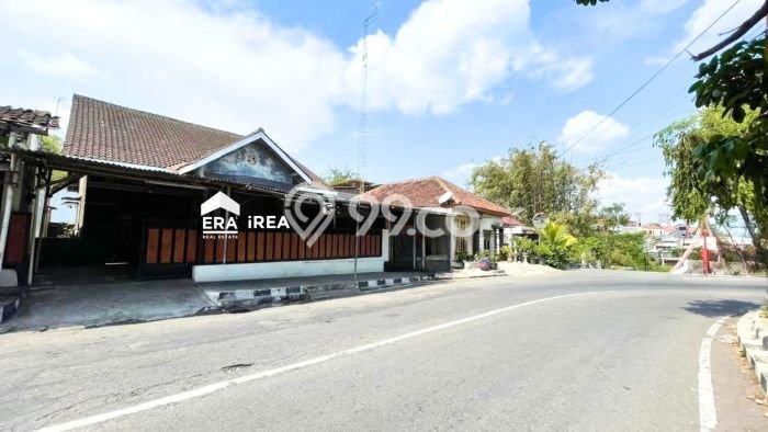 Ready to Use! Premium House LT 305m2 Desain Modern di Boyolali Kota Ready to Use! Premium House LT 305m2 Desain Modern di Boyolali Kota