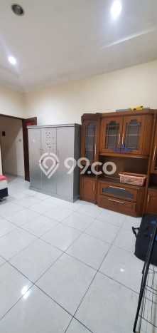 Rumah Sewa Jakarta Barat LT 96m2 LB 180m2 Area Jelambar Rumah Sewa Jakarta Barat LT 96m2 LB 180m2 Area Jelambar