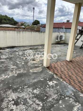 For Sale Rumah 4 Kamar Lokasi Ideal Nyaman dan Strategis di Cimahi Tengah For Sale Rumah 4 Kamar Lokasi Ideal Nyaman dan Strategis di Cimahi Tengah