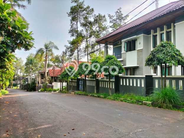 For Sale Rumah Mewah Exclusive di Sukasari, Bandung For Sale Rumah Mewah Exclusive di Sukasari, Bandung