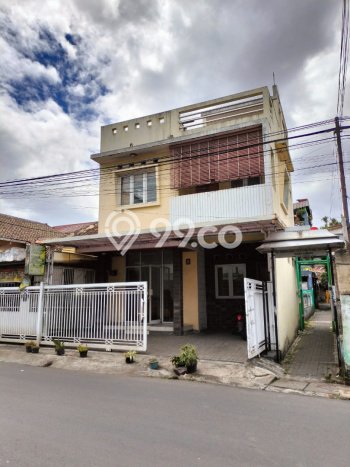 For Sale Rumah 4 Kamar Lokasi Ideal Nyaman dan Strategis di Cimahi Tengah For Sale Rumah 4 Kamar Lokasi Ideal Nyaman dan Strategis di Cimahi Tengah
