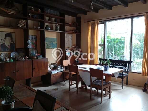 Siap Huni Hunian Elit 5 Kamar di Sukasari Dekat ke Mana Pun Siap Huni Hunian Elit 5 Kamar di Sukasari Dekat ke Mana Pun