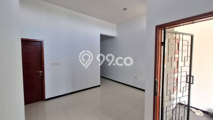 Lokasi strategis! Rumah siap pakai dikontrakkan di Parongpong LB 80m2 Lokasi strategis! Rumah siap pakai dikontrakkan di Parongpong LB 80m2